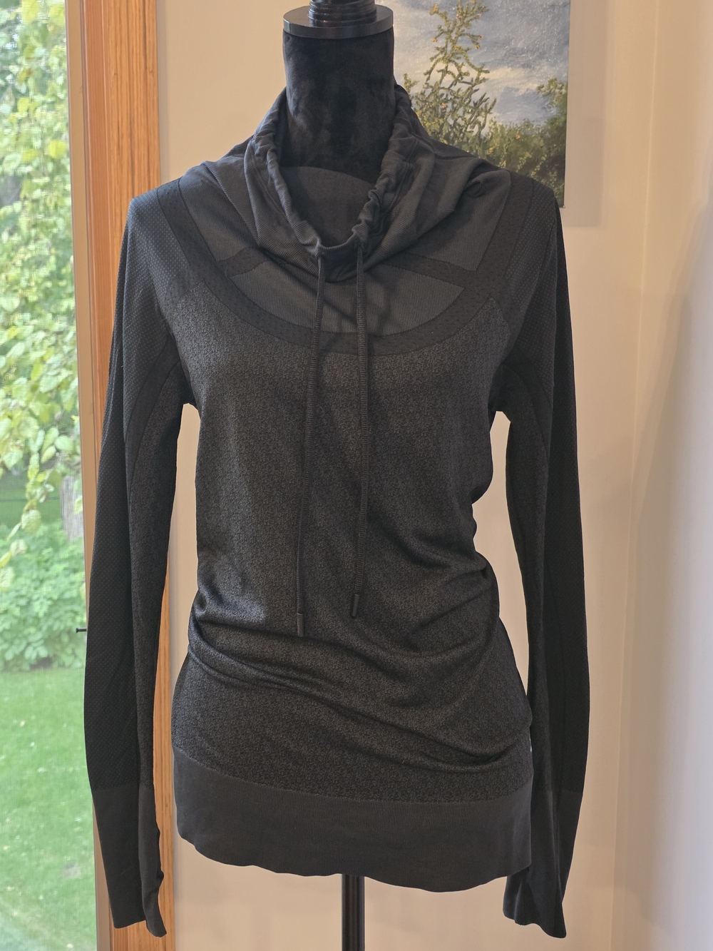 Under Armour Threadborne HeatGear Cowl Neck Pullover, Women's Size Large- Black
